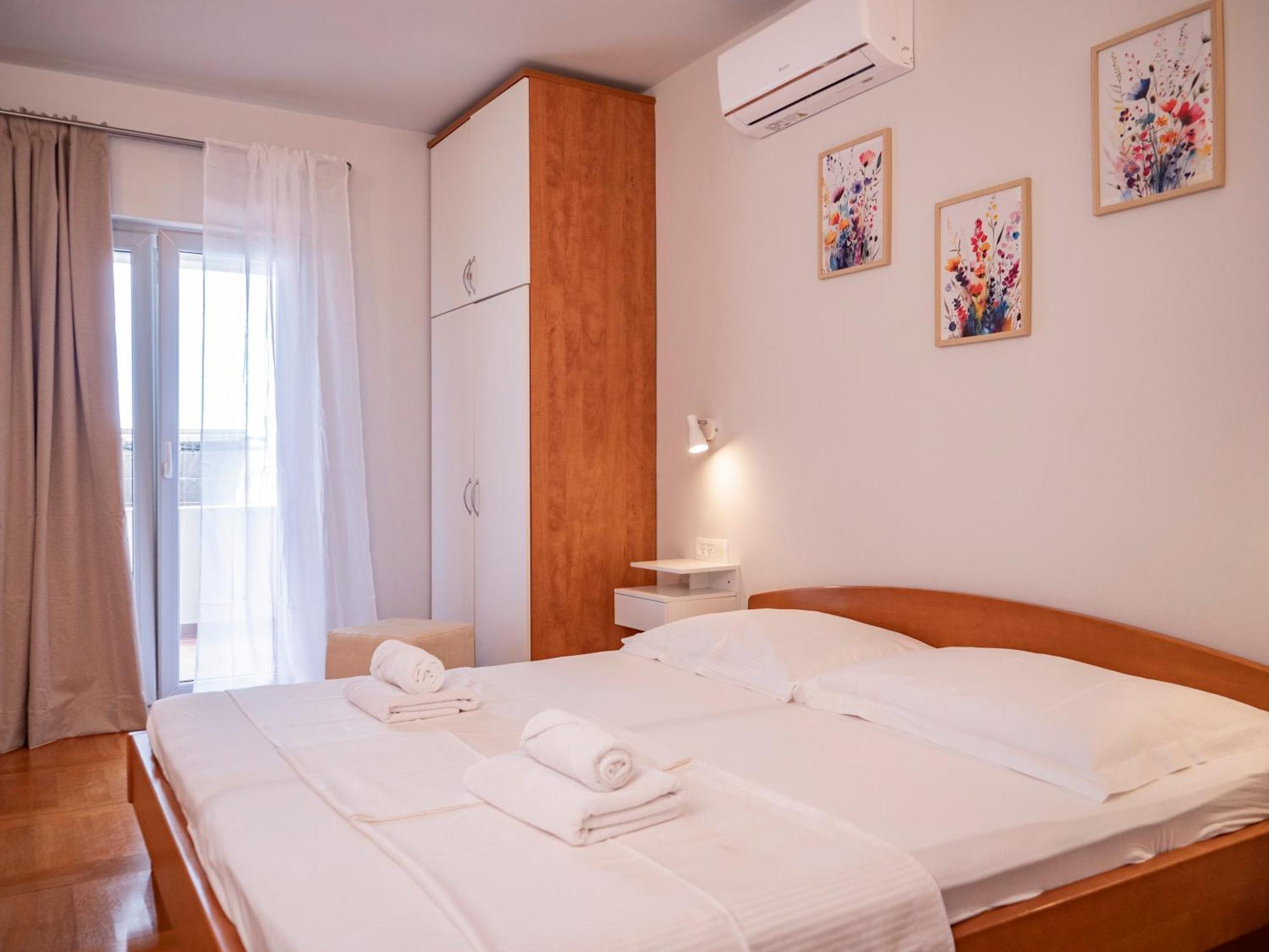 Apartment Jelka- Center Of Hvar Town Exteriör bild