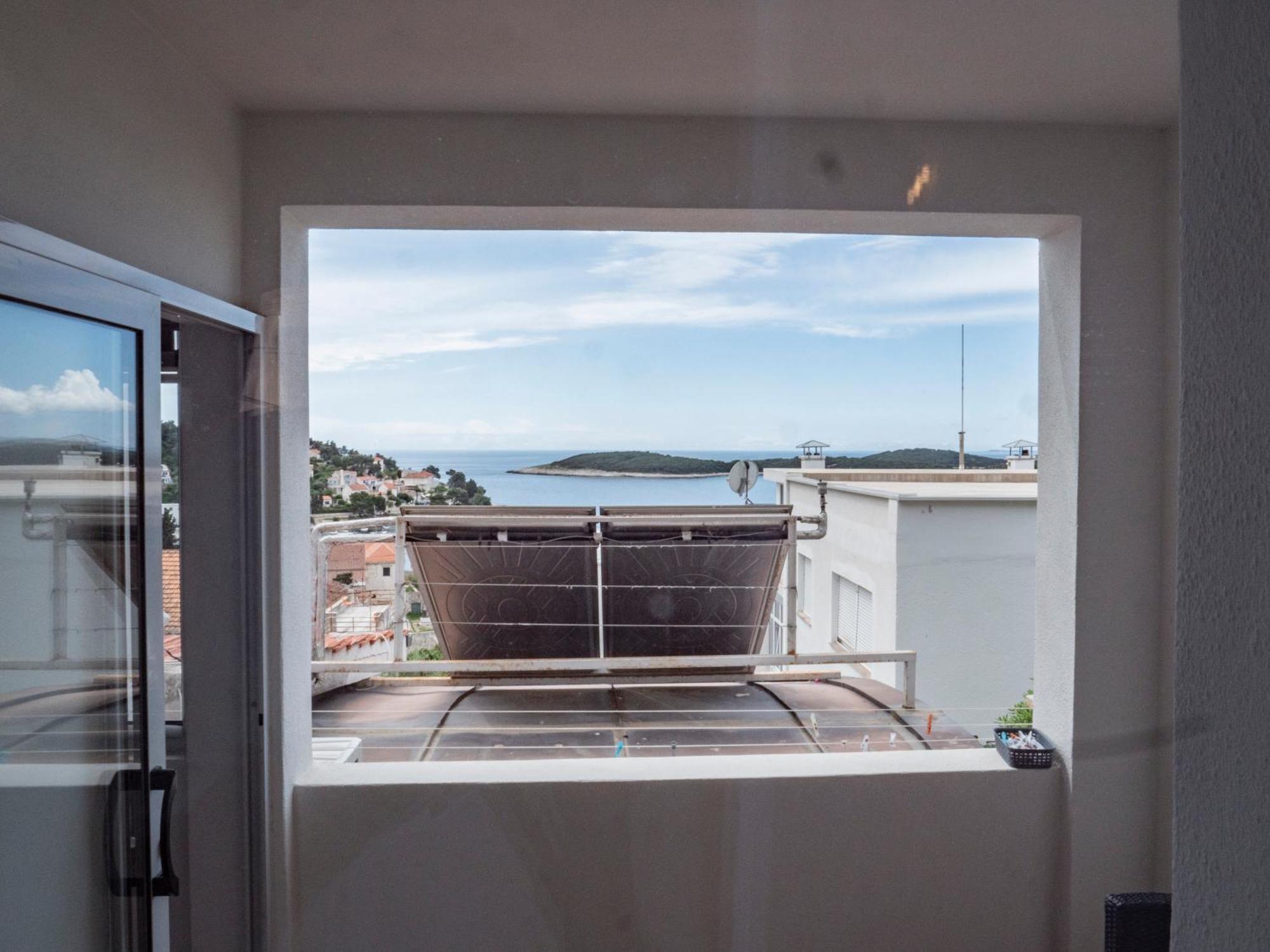 Apartment Jelka- Center Of Hvar Town Exteriör bild